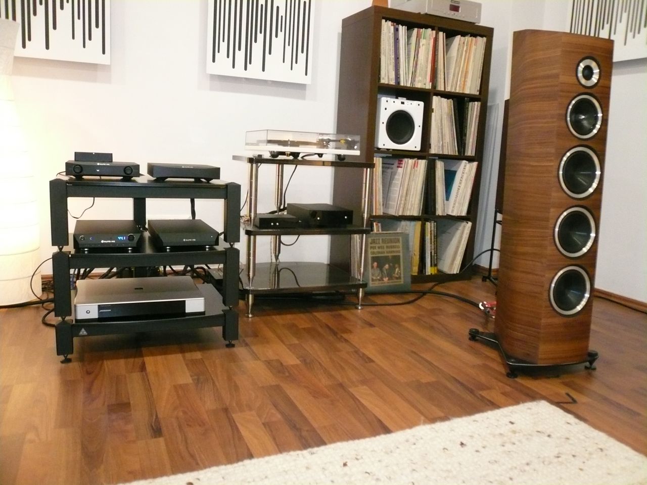 NuPrime Vor-/Endverstärker-Kombis NuPrime mit Sonus faber Venere S