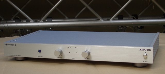 Voll Symmetrisch ! AQVox Phono 2 CI hoerbar in Hamburg