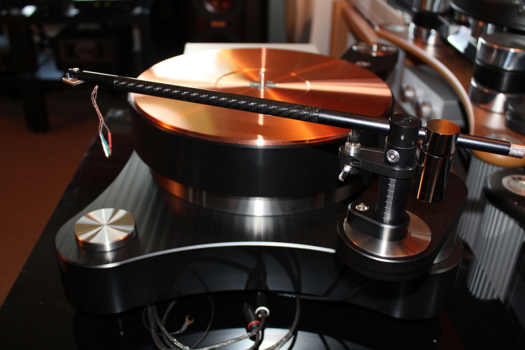 Kondo - IOM, Van den Hul Colibri Stradivarius, Schröder CB Tonarm, TW Akustik Raven ACRaven www.berlin-hifi.de  03322-2131655