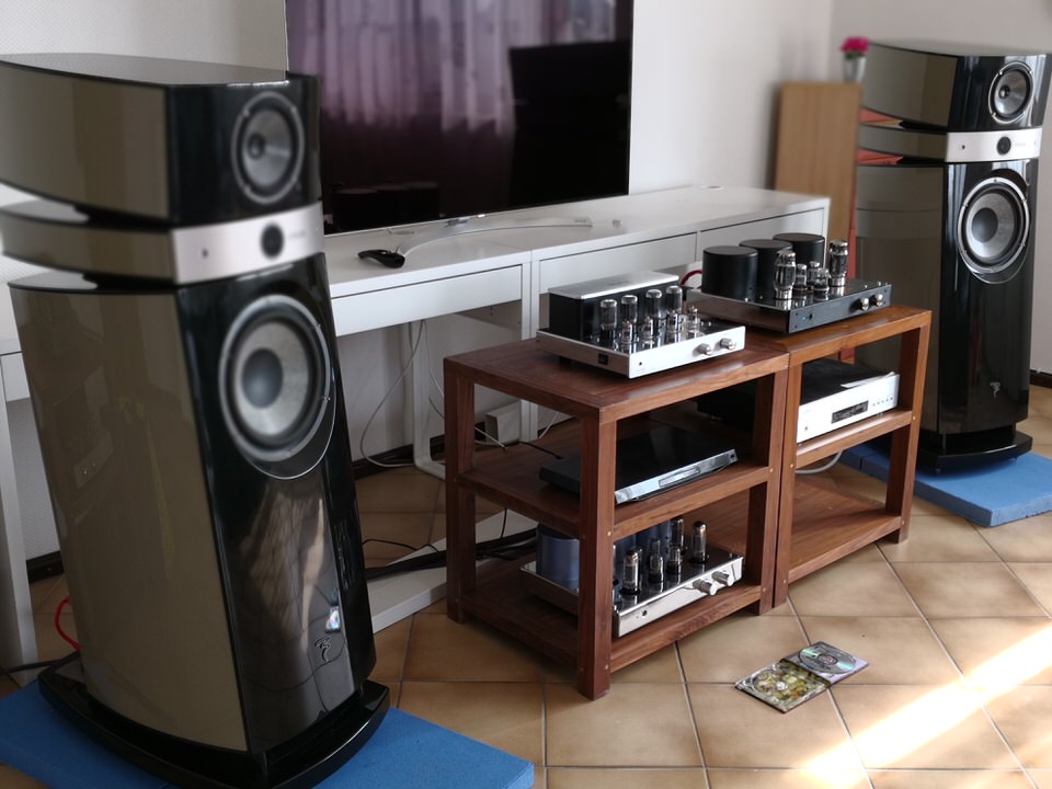 Spitzenklassiger Röhrenverstärker ab 799,-Euro jetzt auch in Frankfurt anzusehen u. anzuhören Ballad-Audio Vorführraum2