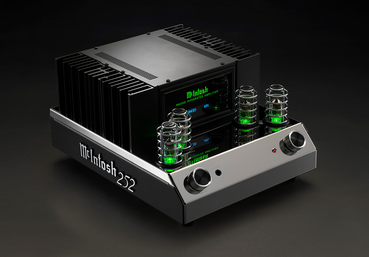 MCINTOSH MA252 Nothing more than pure Sound ! MCINTOSH MA252 Nothing more than pure Sound !
