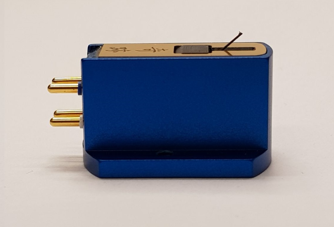 Andreas Wenderoth schreibt im neuen IMAGE HIFI 04/2018 über das KISEKI Blue NS ... www.audio-offensive.de      03322-2131655