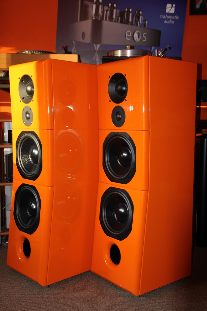 im STEREOPLAY 10-2018 schreibt Malte Ruhnke : www.audio-offensive.de      03322-2131655