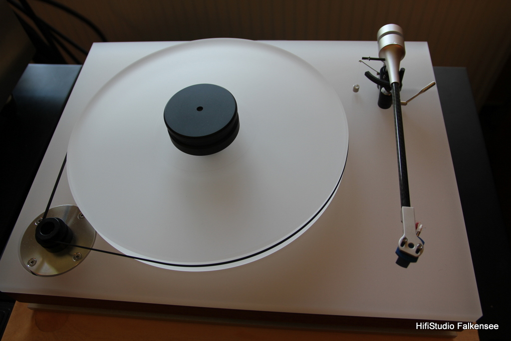 nicht neu bei uns, sondern schon seit vielen Jahren, aber immer wieder gut : www.berlin-hifi.de  03322-2131655