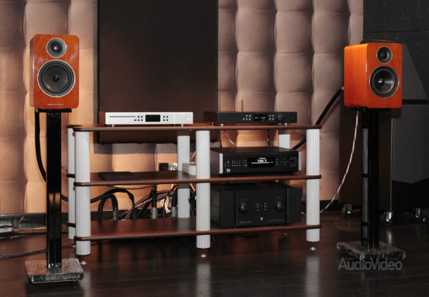 ACOUSTIC ENERGY AE 1 Active, angehört von Salon Audio Video: Acoustic Energy AE 1 Active - Nur für Profis.