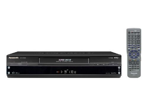 Cleverer S-VHS-Videorekorder zum kleinen Preis NV-HS830EG-K/S  von Panasonic