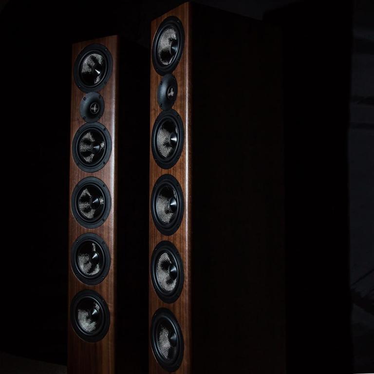 Der Standlautsprecher AE 520 von ACOUSTIC ENERGY kommt nach Saarbrücken Vorführbereit beim Hifihändler in Saarbrücken: Acoustic Energy Standlautsprecher AE 520