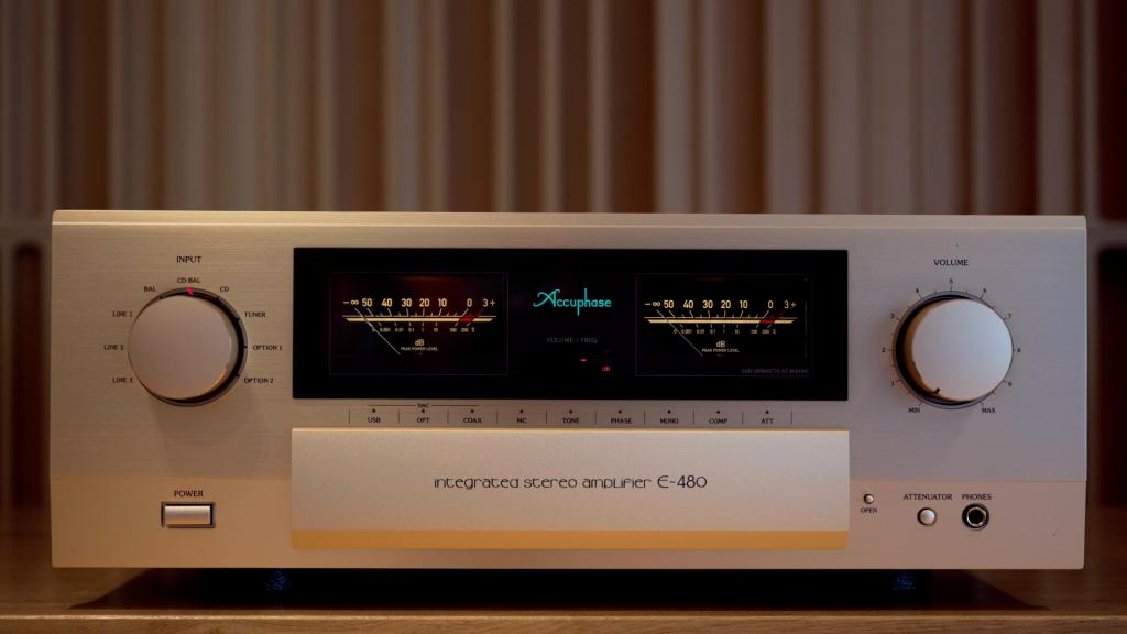 Accuphase E-480 
