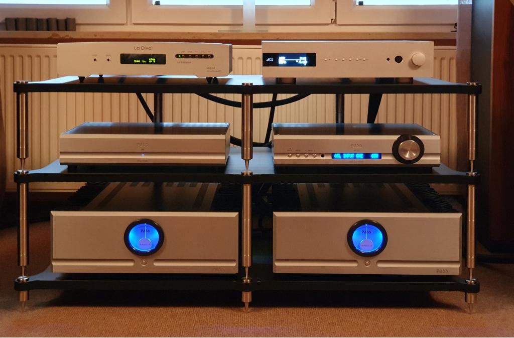 Pass XP 22 AC mit XA 60.8 AC und XP 17 AC bei uns neu  in der Vorführung z. B.... www.berlin-hifi.de und www.audio-offensive.de