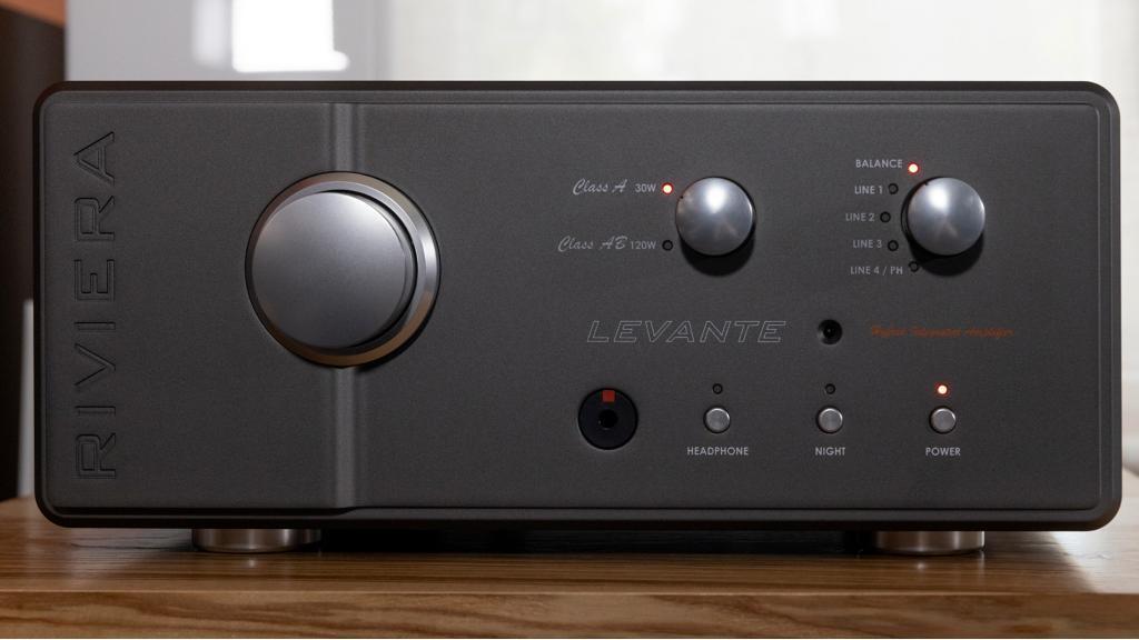 Riviera Levante jetzt auch Gerät des Jahres der LP www.audio-offensive.de und www.berlin-hifi.de