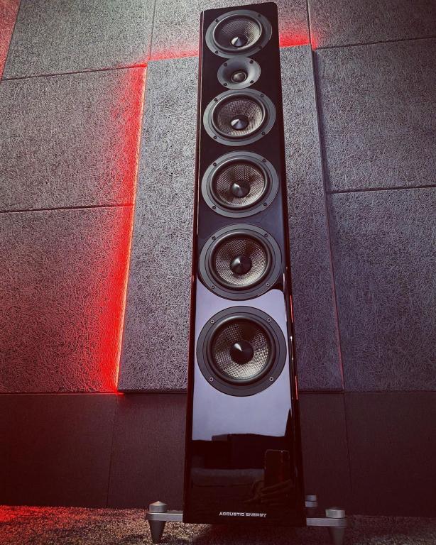 ACOUSTIC ENERGY AE 520