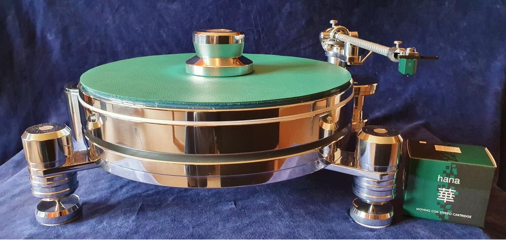 die grüne Alternative, wir haben sie da :  Acoustic Solid 311 Metall mit WTB 213 Tonarm und Hana EL www.berlin-hifi.de und www.audio-offensive.de