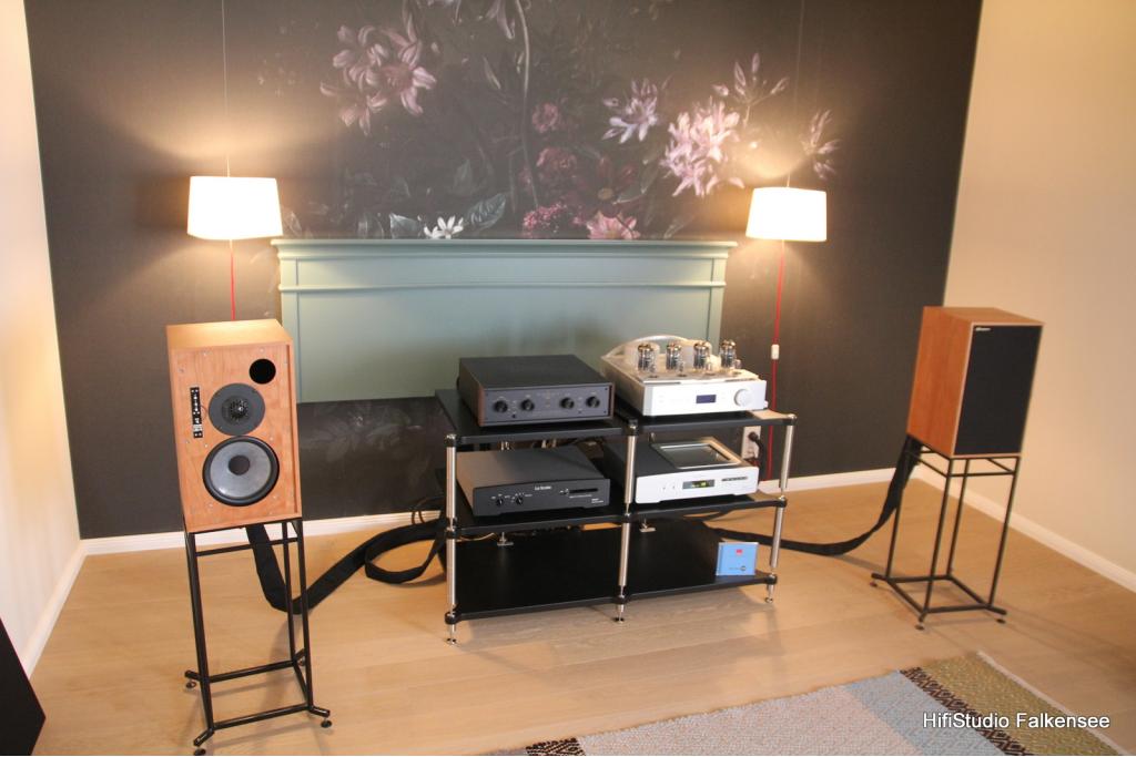 Toller Verstärker schreibt Holger Barske in der LP 2/23 zum BAT (Balanced Audio Technology) VK 80i www.audio-offensive.de und www.berlin-hifi.de