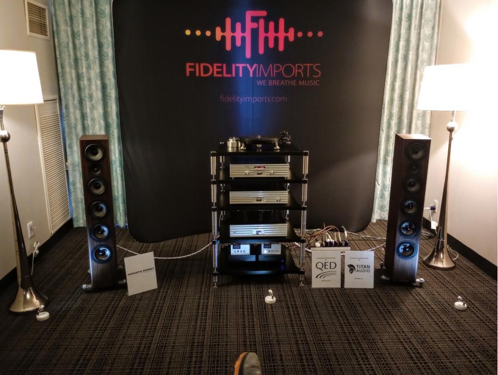 Begeisterung pur: ACOUSTIC ENERGY AE 520 auf der Florida Audio Expo. Florida Audio Expo Highlight: Acoustic Energy Standlautsprecher AE 520