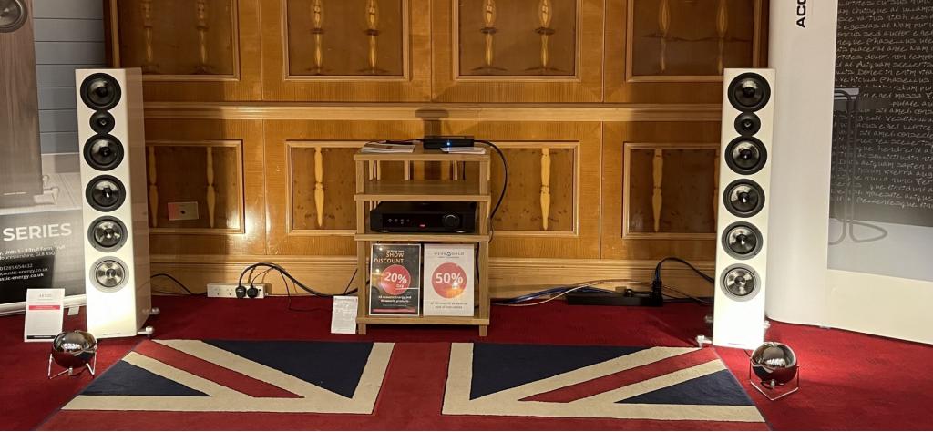 In Bristol begeistert der Standlautsprecher ACOUSTIC ENERGY AE 520 Kundenfeedback avforums.com zur Bristol Hifi Show 2023 mit Acoustic Energy AE 520