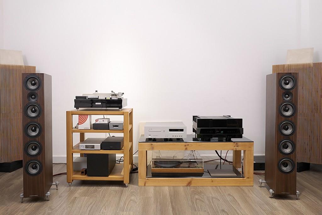 Audiophiles: ACOUSTIC ENERGY AE 520 – Der Top-Lautsprecher seiner Klasse  Acoustic Energy AE 520 bei Audiophiles im Test