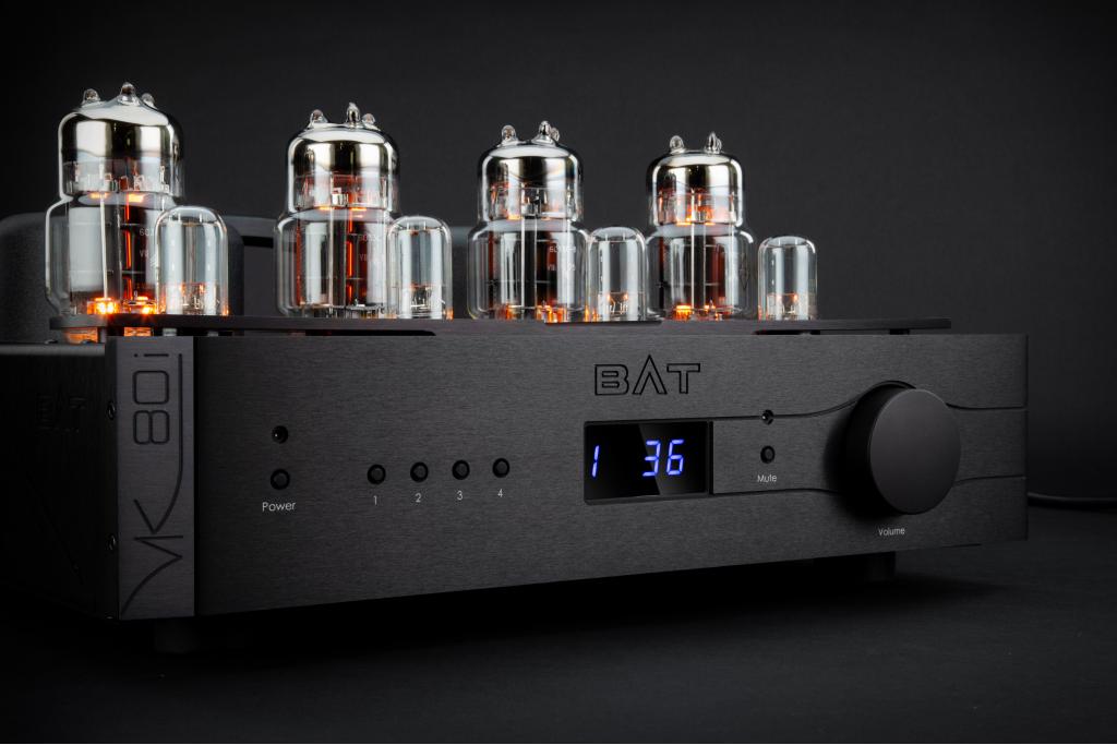 Toller Verstärker schreibt Holger Barske in der LP 2/23 zum BAT (Balanced Audio Technology) VK 80i www.audio-offensive.de und www.berlin-hifi.de