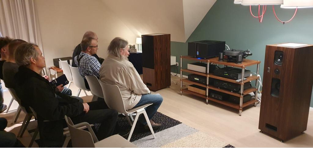 Analogabend am 15.2.24 um 18:00 Uhr mit dem Vinylquartet der AAA in Falkensee