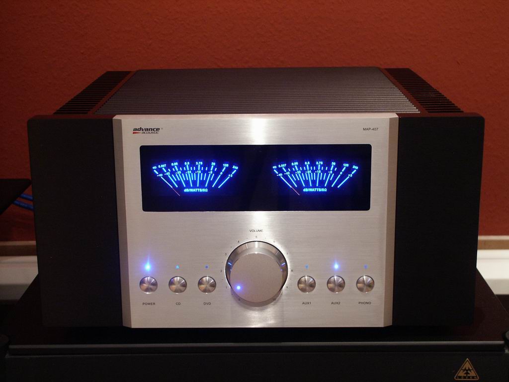 Advance Acoustic MAP 407; 2x200W/8Ohm, 2x 400W/4Ohm, Phono MM/MC!! Advance Acoustic MAP 407, 2x200W/8Ohm, Phono!