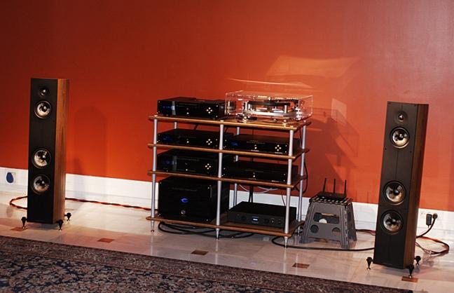 Meisterwerk – Acoustic Energy Corinium bei AVMentor AVMentor über den Acoustic Energy Standlautsprecher Corinium