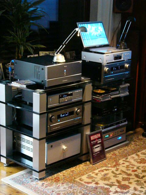 Einen Vorteil hat die dunkle Jahreszeit- man hat wieder Zeit fürs Heimkino Heimkino mit Genuss- Sherwood Vor- Endverstärker