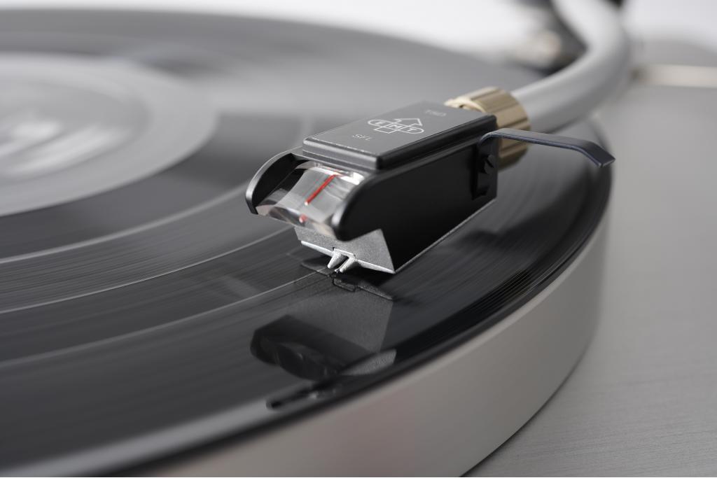 Analogabend am 12.9 in Falkensee mit Micha Huber von EMT/Hifiction, Schweiz www.audio-offensive.de und www.berlin-hifi.de