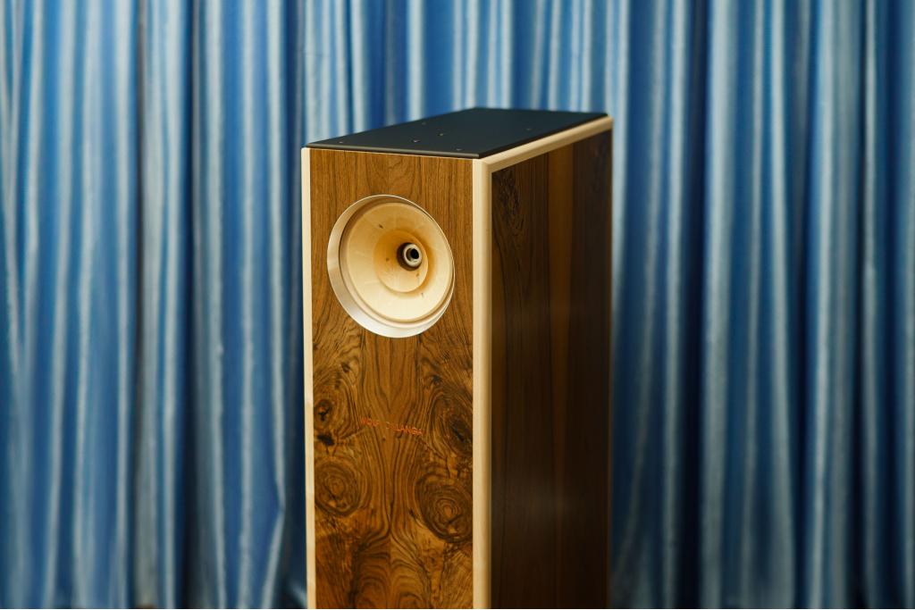 Gar nicht leise – WOLF VON LANGA® Lautsprecher – homogen und dynamisch ! 