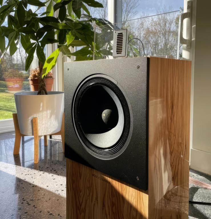 Beständig statt vergänglich: WOLF VON LANGA® Lautsprecher  Wolf von Langa Premium Highend Lautsprecher