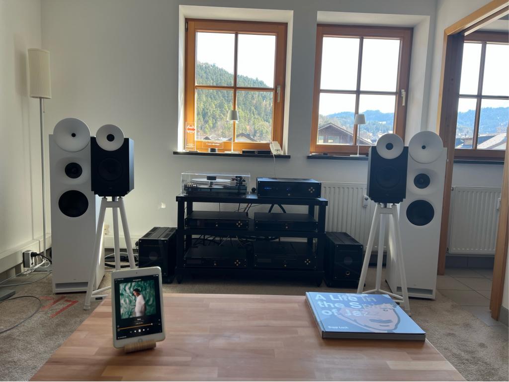 ARETAI Contra 100 und Contra 200 in unserer Vorführung in Garmisch-Partenkirchen Studio für ARETAI und EC in GAP