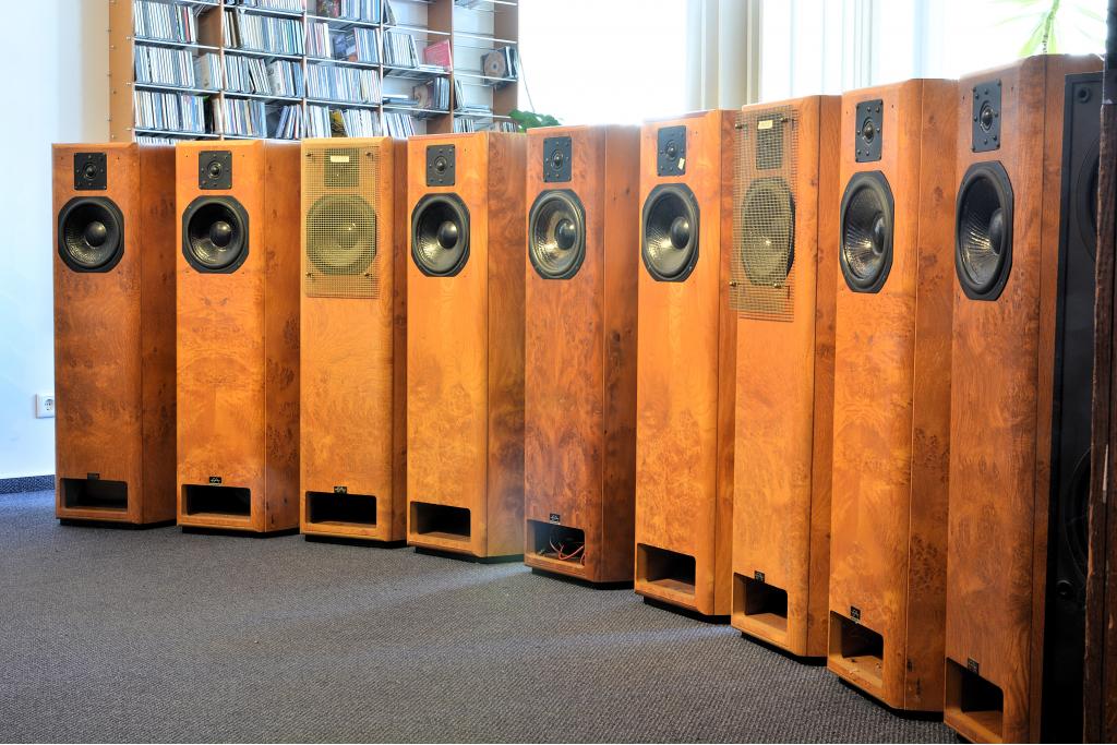 Ecouton Lautsprecher hören - auf heutigem Stand LQL200 - das damalige Topmodell von Ecouton-Audiolabor