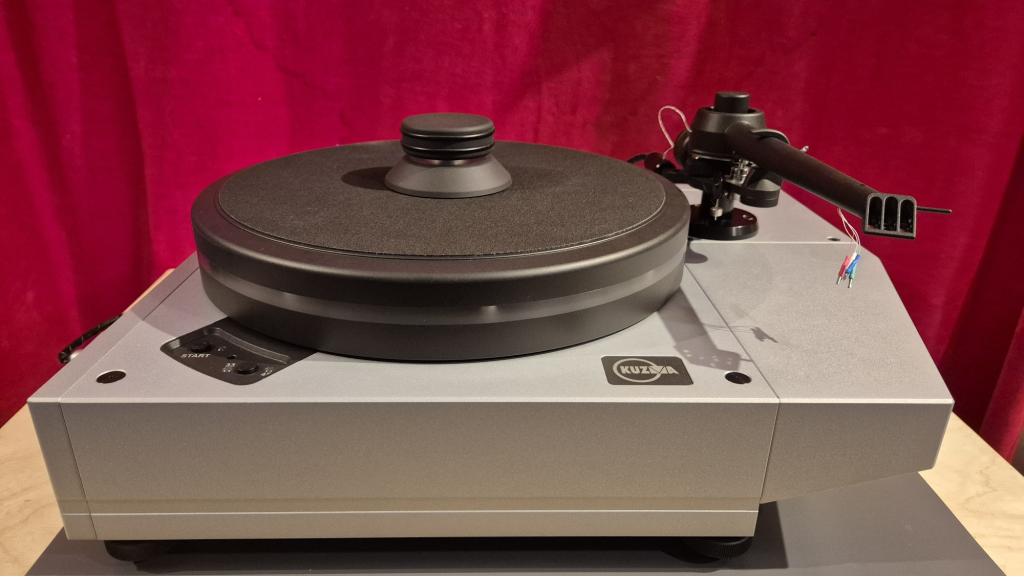 Analogabend ; Freitag, 29.5. ab 18:00 Uhr - Plattenspieler und Phonostufen im Vergleich Kuzma Stabi R mit Kuzma 4 Point Tonarm - www.berlin-hifi.de und www.audio-offensive.de