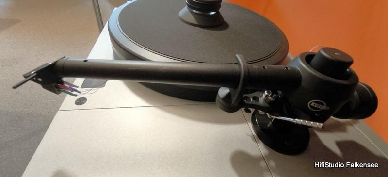 Analogabend ; Freitag, 29.5. ab 18:00 Uhr - Plattenspieler und Phonostufen im Vergleich Kuzma Stabi R mit Kuzma 4 Point Tonarm - www.berlin-hifi.de und www.audio-offensive.de