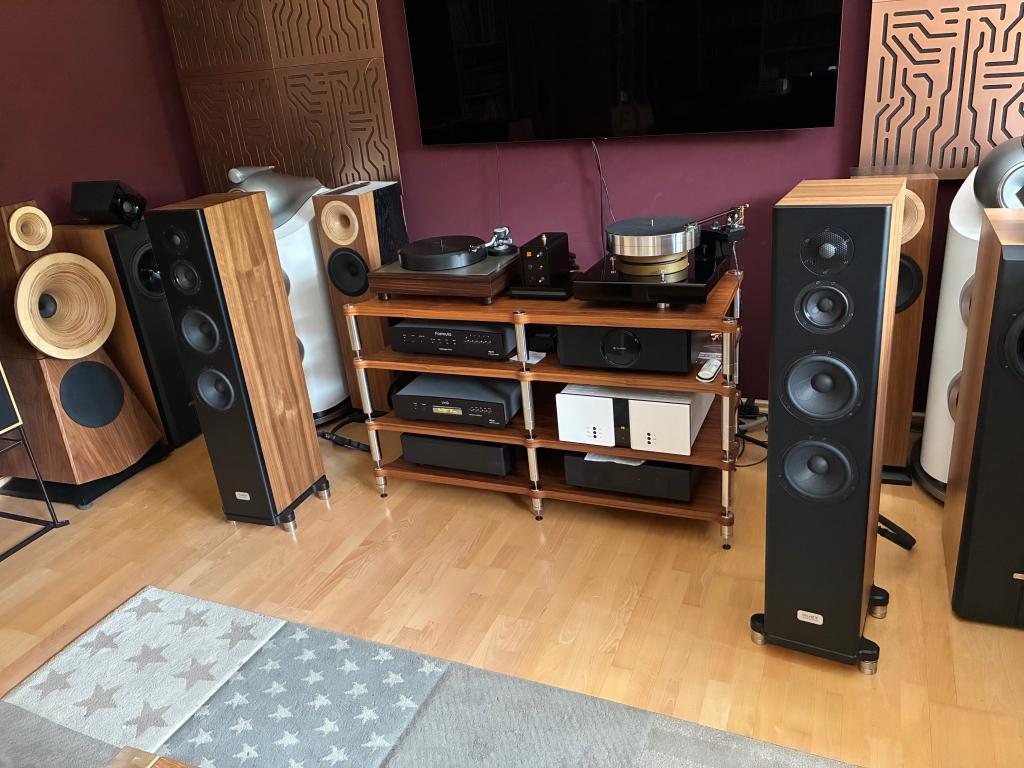 Auer Versura V2 neu in unserer Vorführung www.berlin-hifi.de und www.audio-offensive.de