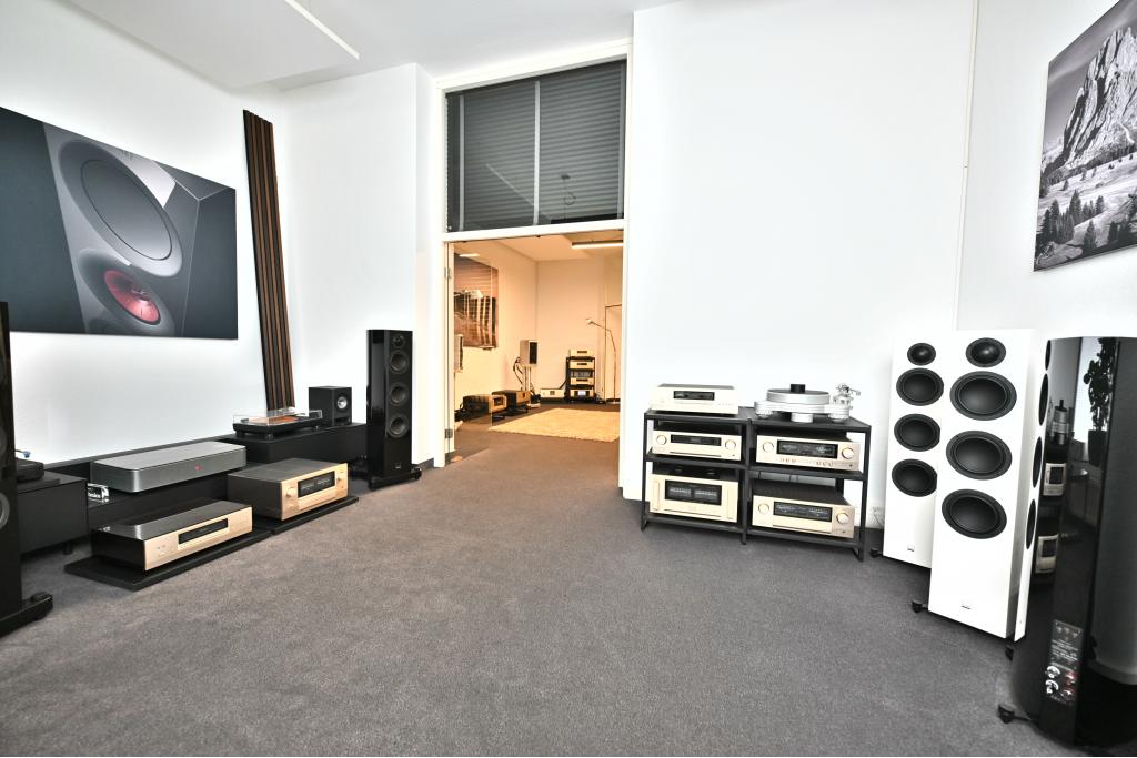 Accuphase meets Gauder Akustik-Akustik und Audioquest Unser Hifi Studio in Köln