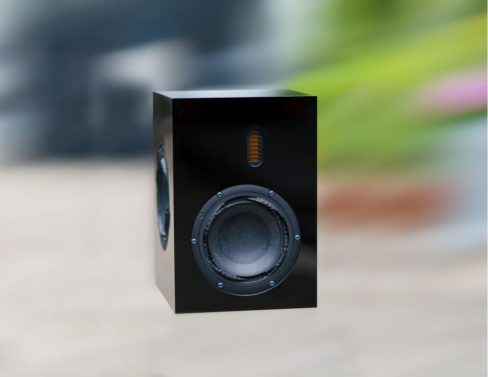 WOLF VON LANGA® 11334 SERENDIPITY+. Sommeredition 2026 schwarz Hochglanz.  Wolf von Langa Premium High End Lautsprecher