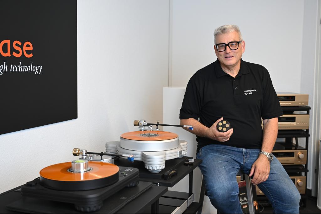 Lindenthaler Hifi Tage 2026 : Analog Hightlights mit Acoustic Signature bei Media@Home Reymer 