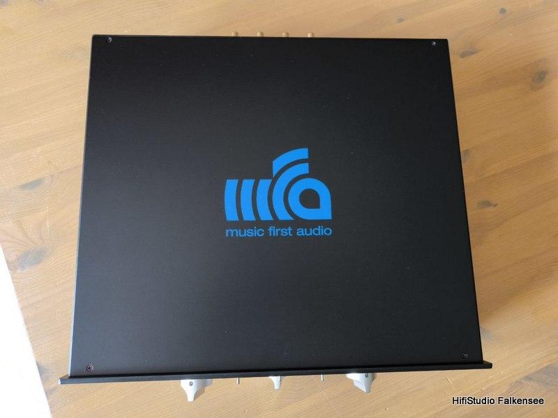 eine absolute Super-Phonovorstufe schreibt Holger Barske in der neuen LP 5/26 über ... www.audio-offensive.de und www.berlin-hifi.de