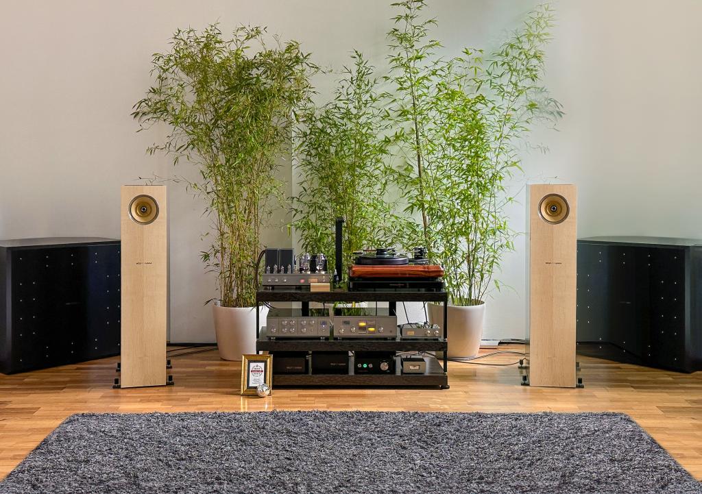 WOLF VON LANGA® Lautsprecher ORGANIC. Eine Liebeserklärung an den Klang.  WOLF VON LANGA® Lautsprecher