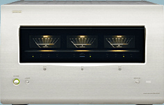 Denon A1, AVP-A1HD und POA-A1HD in Hannover eingetroffen Denon A1 Boliden