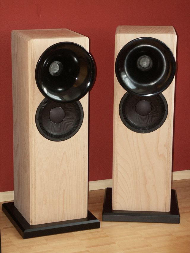 Speakers Delight - Authentic One: Kugelwellen - Hornlautsprecher Authentic One: Kugelwellen - Hornlautsprecher