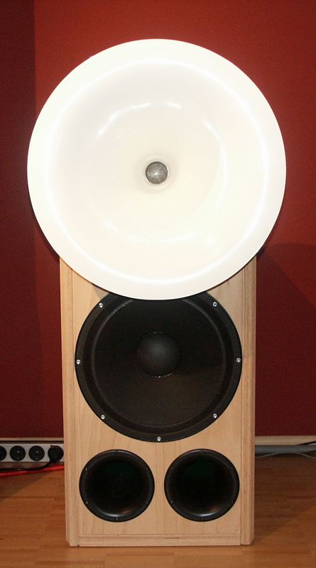 Kugelwellen- Hornlautsprecher Kugelwellen-Hornlautsprecher, 53er Horn, 38er Bass