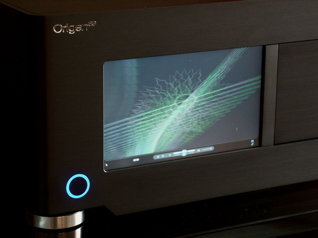 AUTHENTIC MediaCenter OrigenAE HighEnd mit Referenz AD/DA Wandler- Karte, HDTV & BlueRay Brenner.